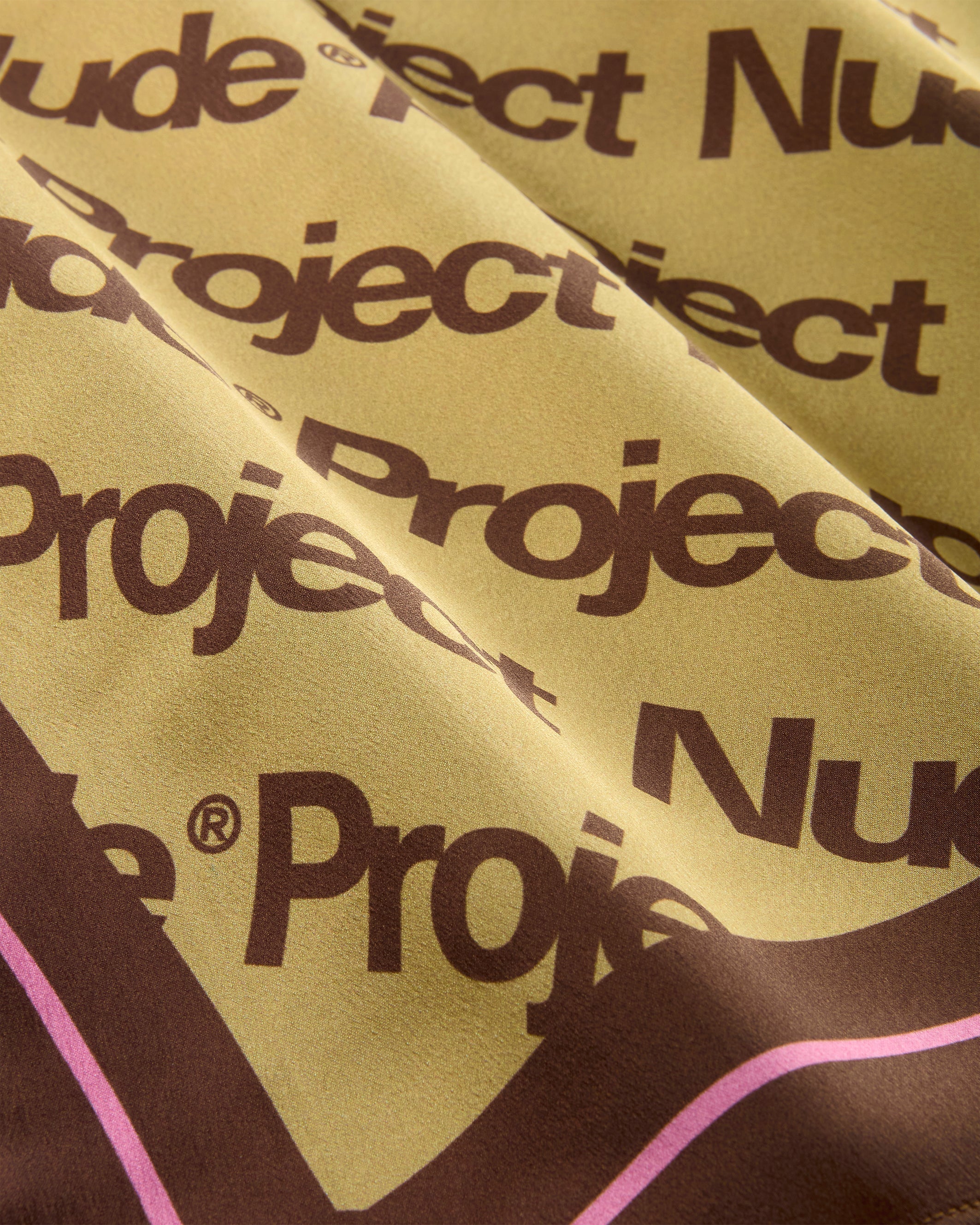 Classic Handkerchief Logo Brown