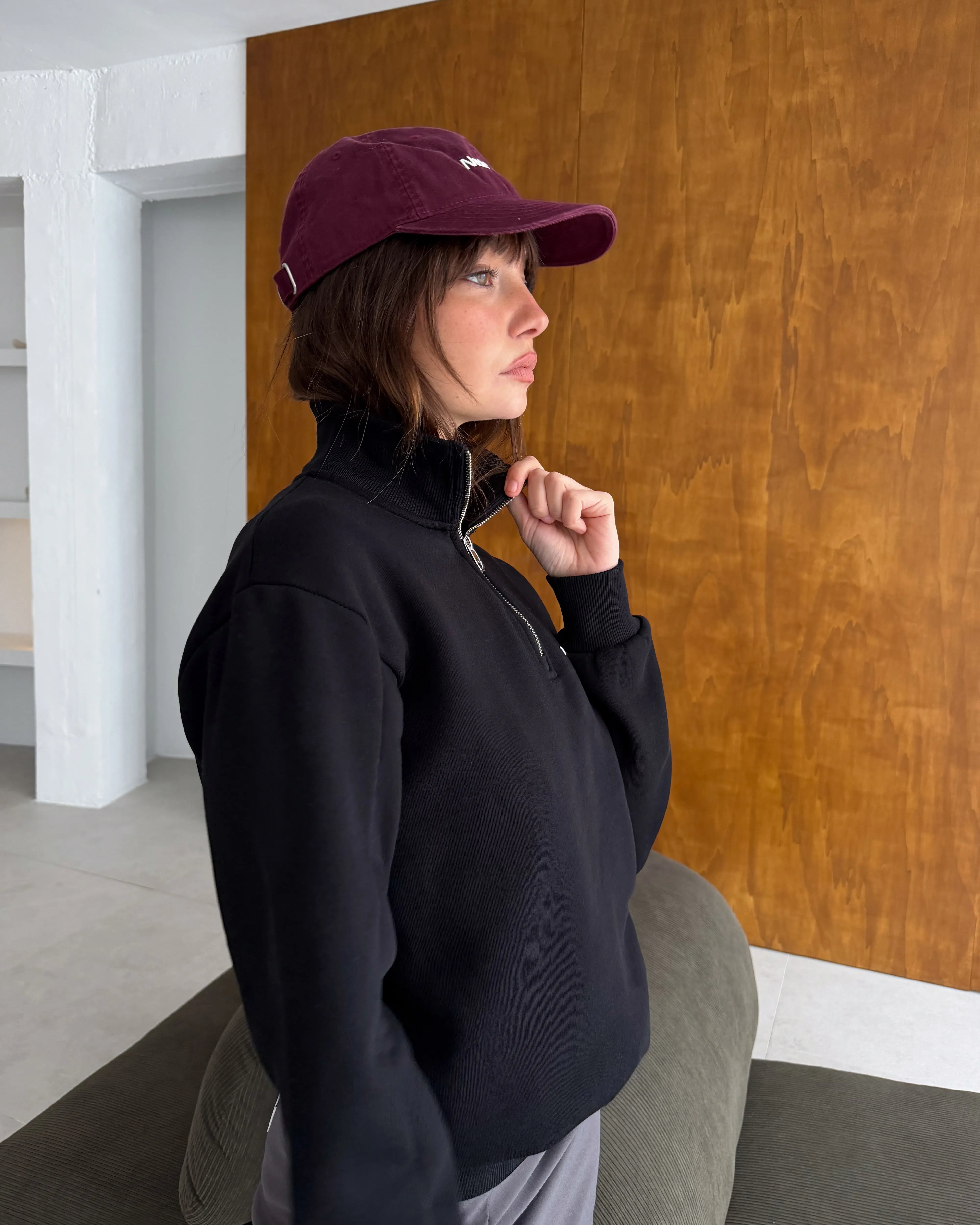 Origins Quarter-Zip Black